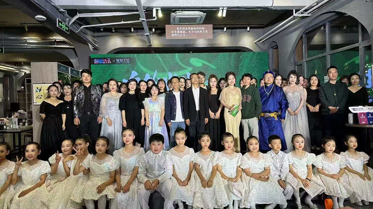 1789003173732057192.jpg 尹艳杰3.jpg