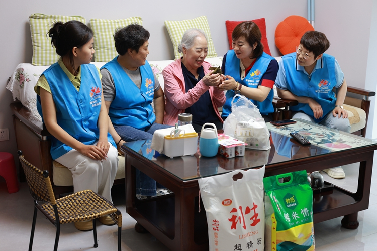 秦皇岛民进青年志愿者服务队3.jpg