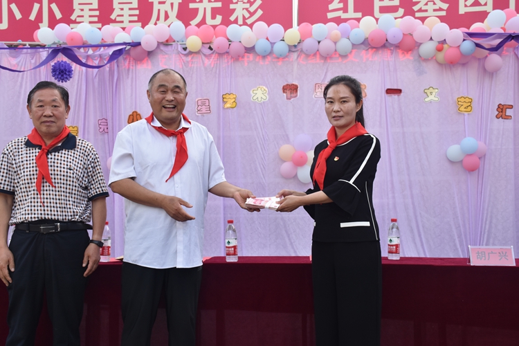 1790063427715098167.jpg 梁宏志3.jpg