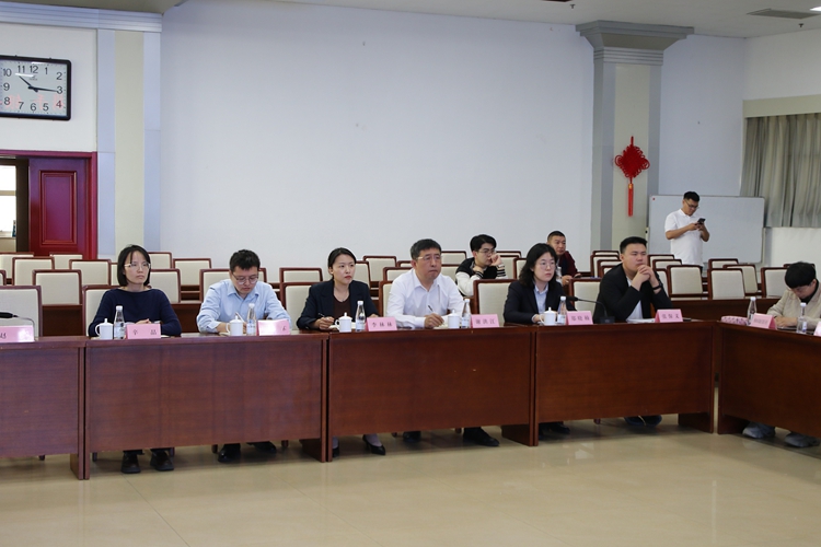 李林林3.jpg